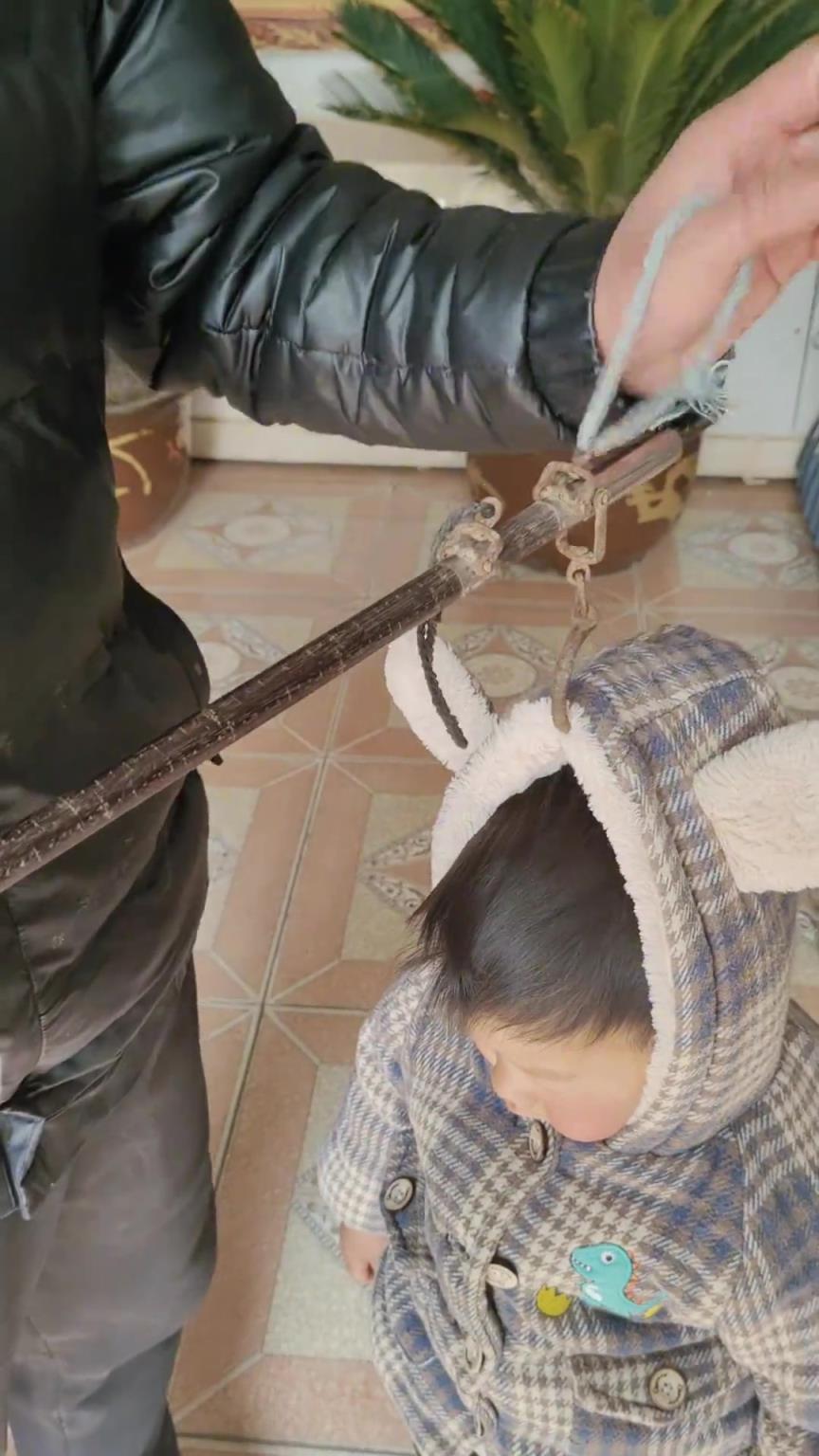 好久沒看到這種老款小孩了
