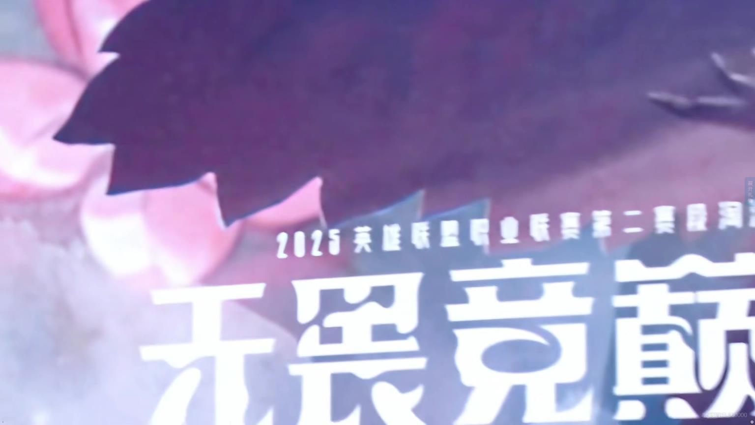 今日互動女主持泱泱：淺色係連衣短裙，誰看了不迷糊~