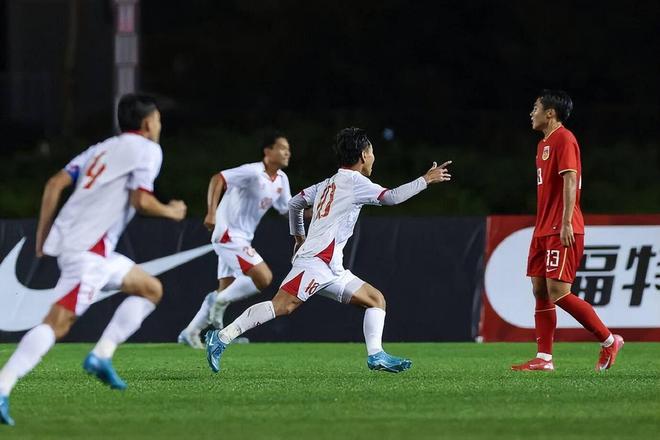 U16国足2比2战平越南！两人表现出色，未来踢袋鼠将继续发威