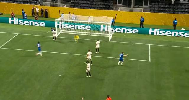 世俱杯2-0！阿根廷巨星握拳怒吼激情滑跪，孫興慜前隊友呆若木雞