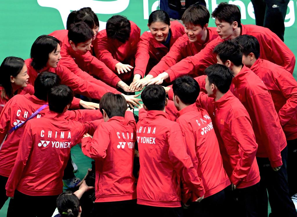 苏迪曼杯：中国队战胜马来西亚队晋级四强
