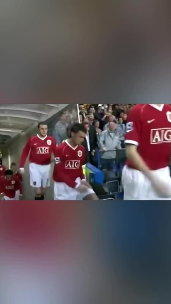 遭特裏幹翻+兩轟飛機！2007年董方卓英超首秀首發戰切爾西！