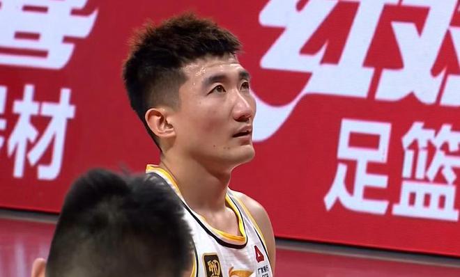 广厦18分逆转赢浙江德比夺7连胜 孙铭徽21+8