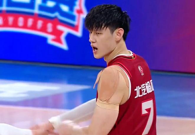 1-1！曾凡博30分助北京6分胜北控 周琦复出8+8