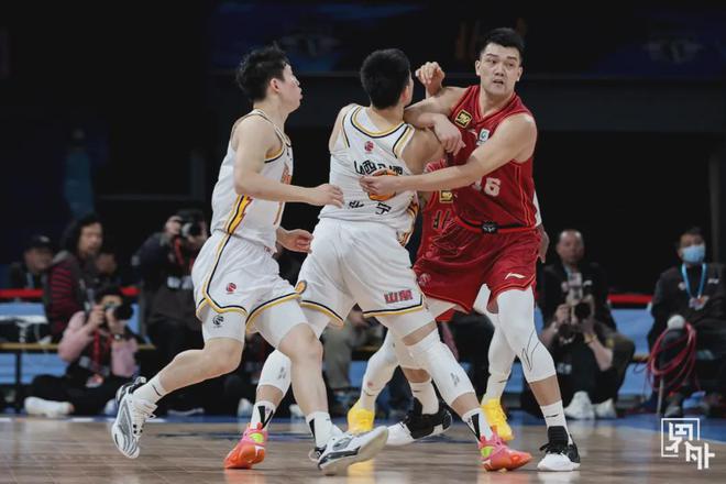 挑對(duì)手！恩怨局！今年的CBA季后賽故事可太多了