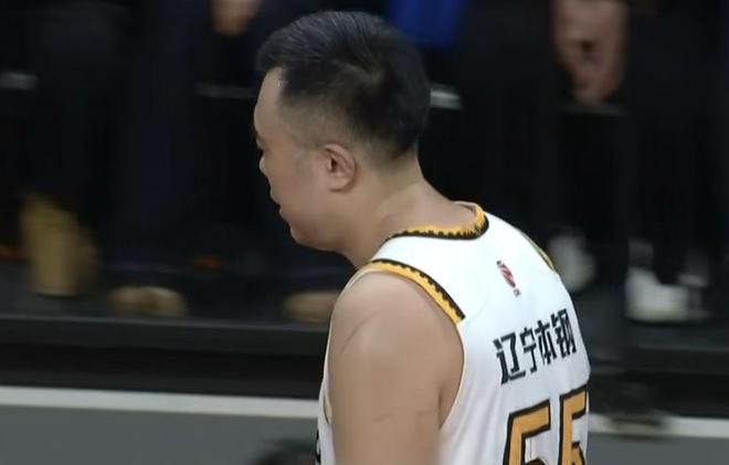 遼寧21分大勝復(fù)仇吉林 趙繼偉復(fù)出送13助攻鄢手騏20分