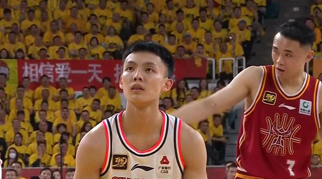 山西42分狂勝?gòu)V東八強(qiáng)戰(zhàn)拔頭籌 古德溫25+8+6領(lǐng)7人上雙