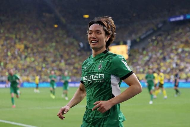 踢球者：門興希望在今夏1000萬歐出售板倉滉，拜仁、多特有意