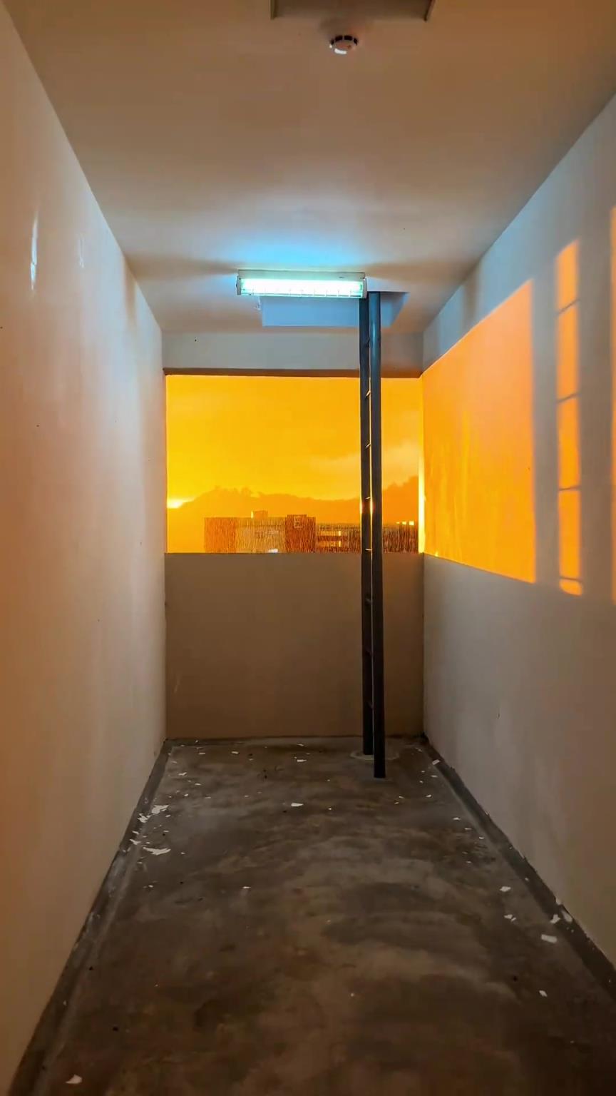 原来晴天和雨天是可以同时遇见的，太美了。
