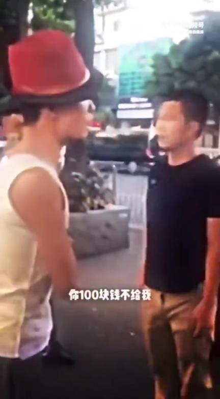 能看得出来，小伙真被气到了！！