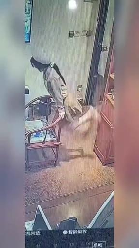 光停笑聲就感覺(jué)她很疼！！