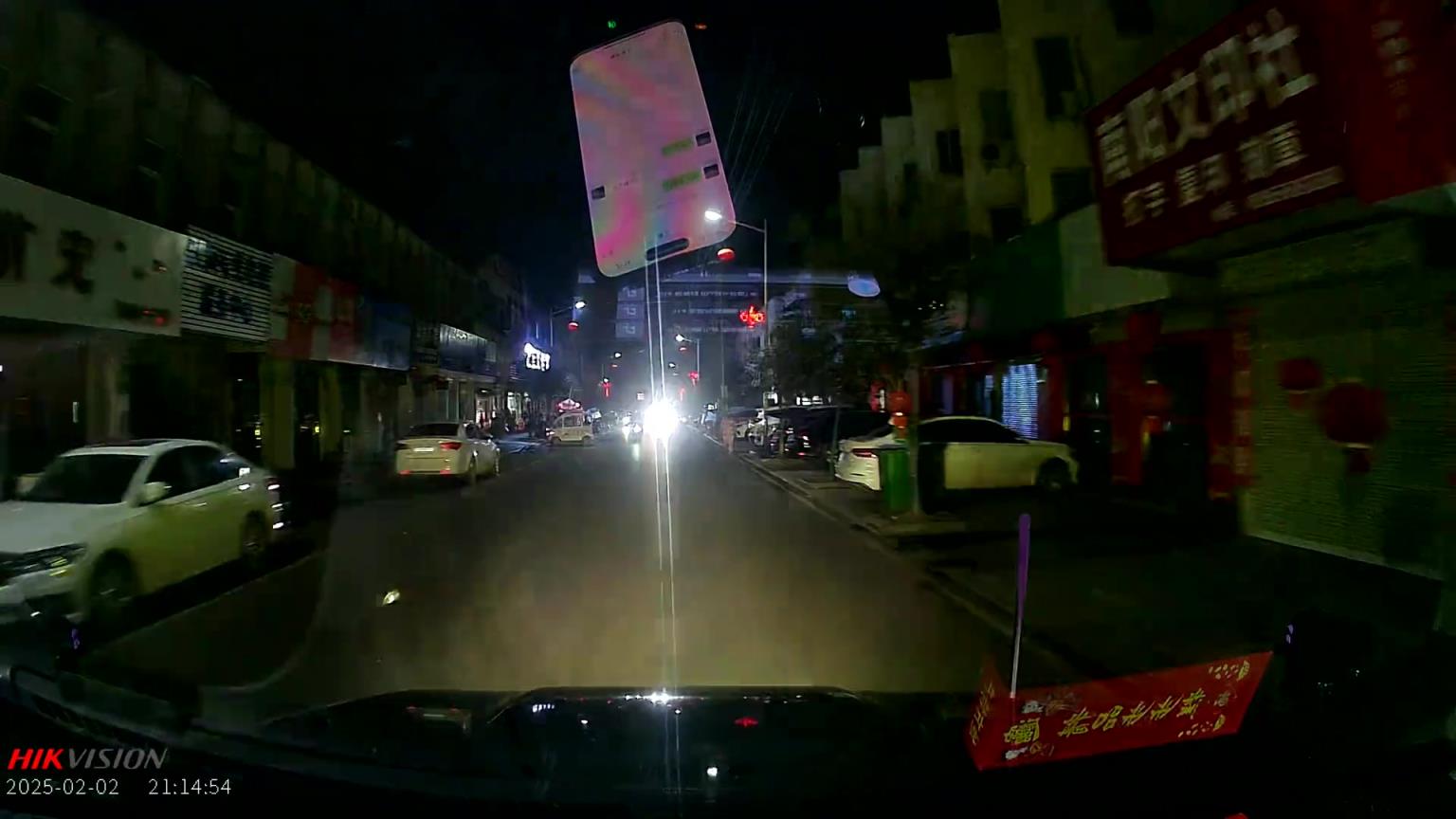 現(xiàn)在人開(kāi)車都不會(huì)使用近光燈嗎?