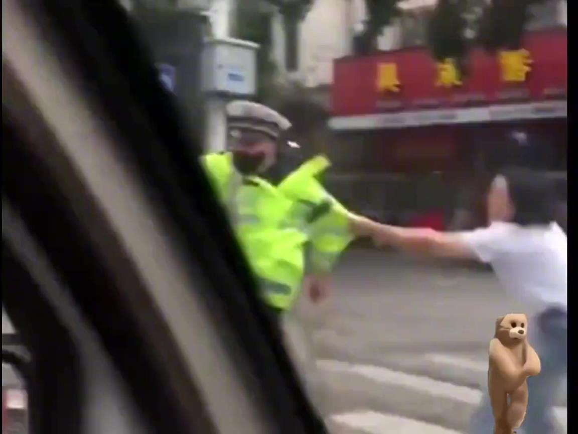 這媳婦可以，違法什么的不說(shuō)，有事她真上啊