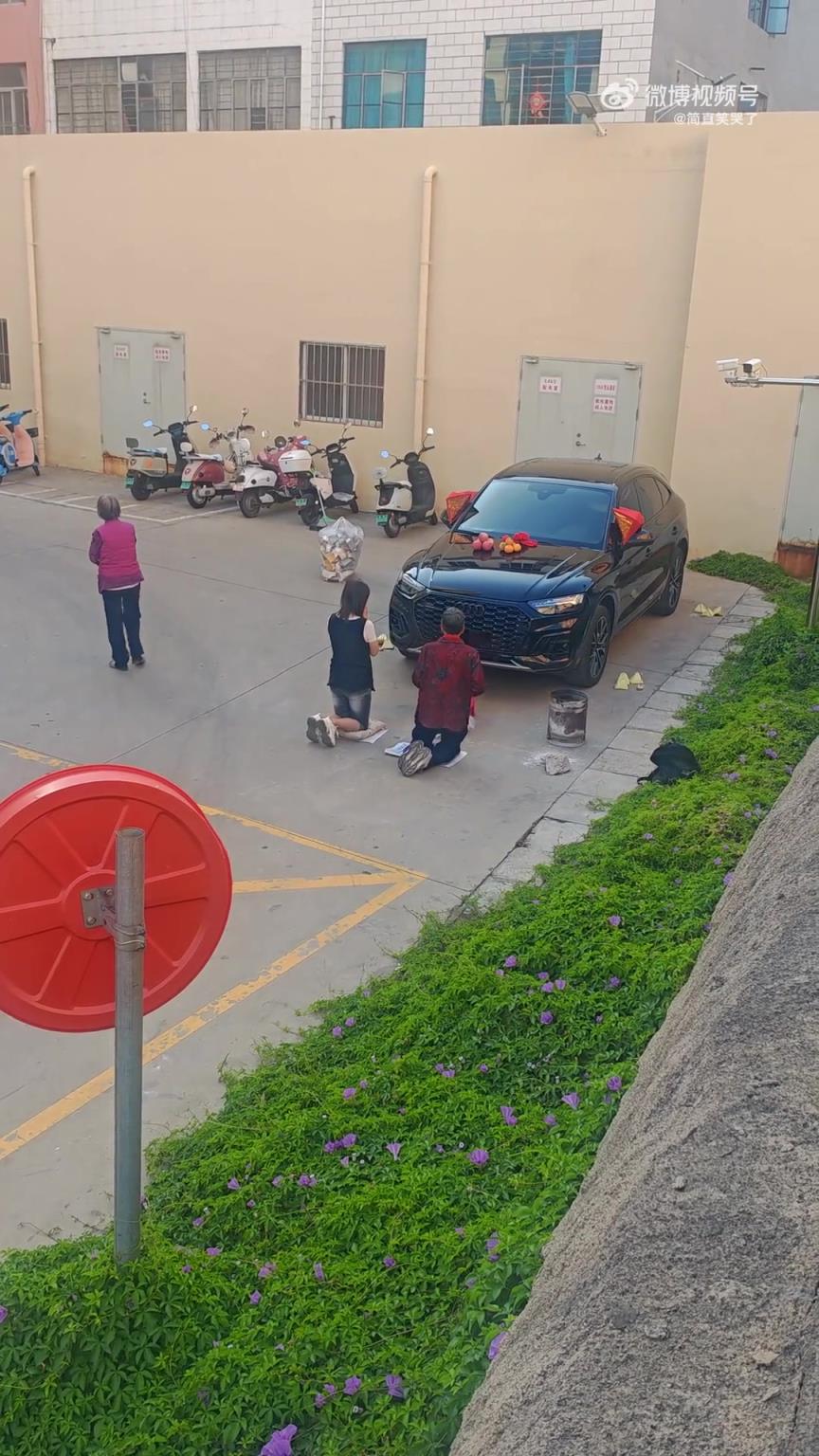 投稿：邻居新车祈福，清晨敲击扰人，此举会否适得其反？