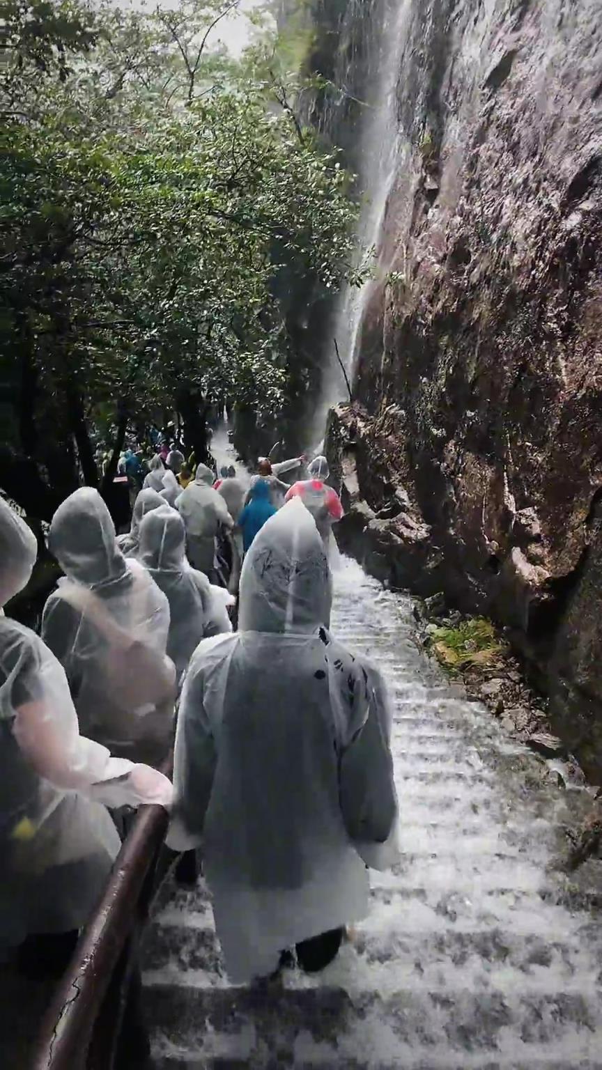 游山玩水在此刻具象化