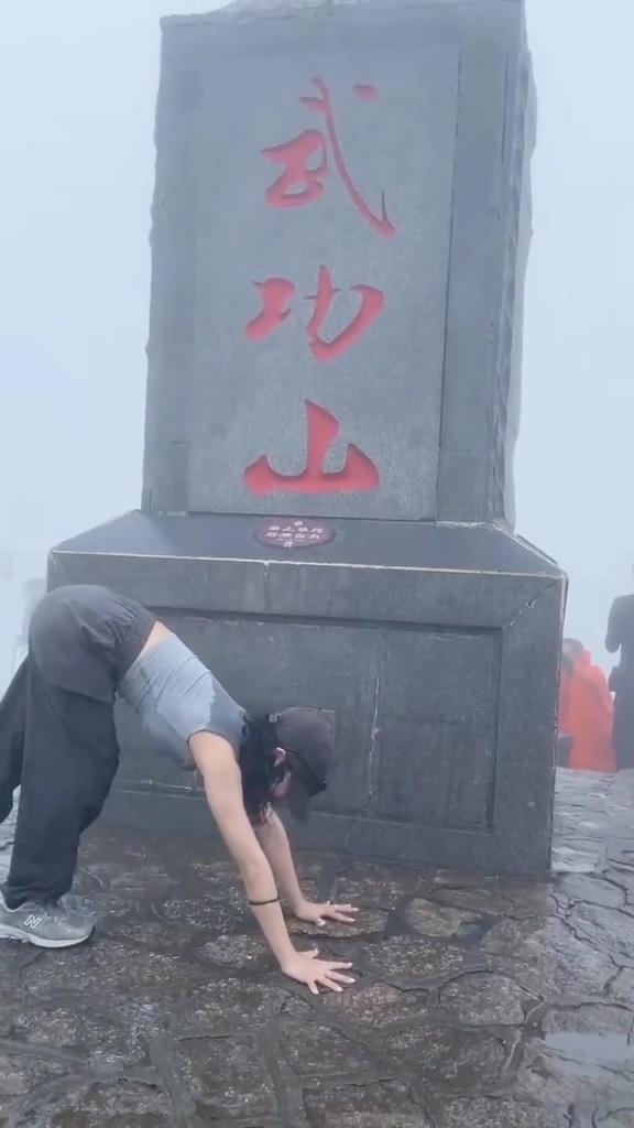 女生在一声声“好”中迷失自我！！