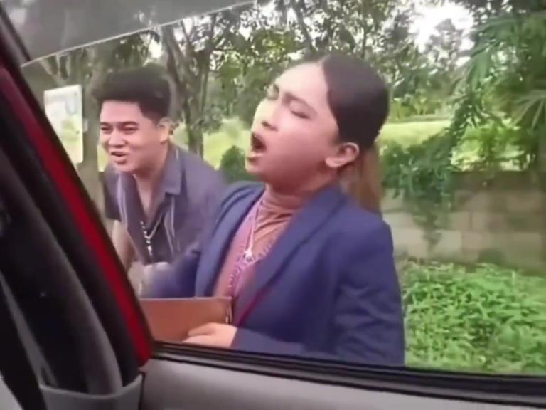 女子前一秒還在囂張,下一秒報應就來了!!!