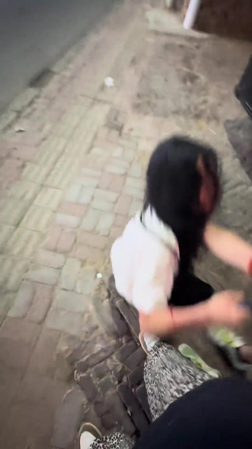 姐，你格局真大，還能好聲好氣跟她說話?。? title=