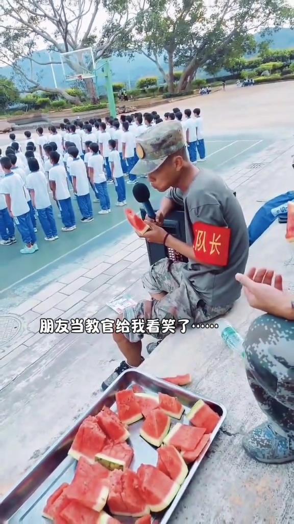 原来教练在后面都是乱喊的啊？！