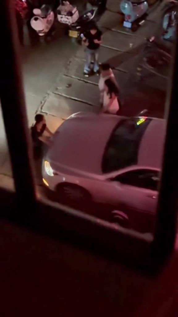 為啥有人堵車，沒人堵自行車呀？！