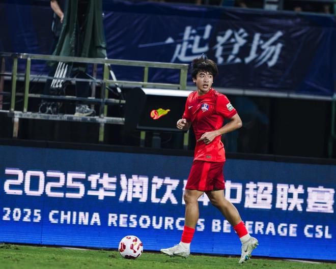 沪媒：魏祥鑫如果试训成功，也要等到明年3月才能与欧塞尔签约