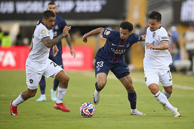 巴黎圣日耳曼2-0西雅圖海灣人 小組第一晉級