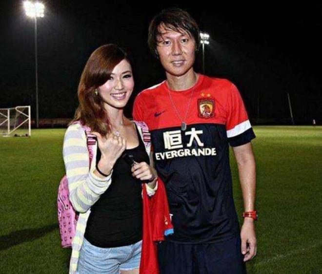 不是金敬道，三名国脚大鱼曝光，1人中场，1人后卫，1人收费高
