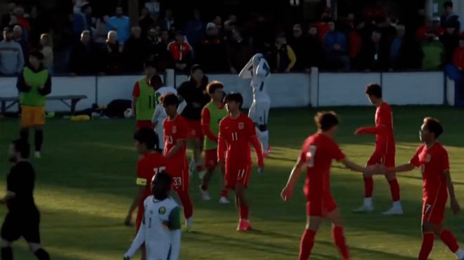 U16國足1-0喀麥??！獲蒙太古杯首勝+2輪不敗鎖定前4 蕭晨熙貼地斬