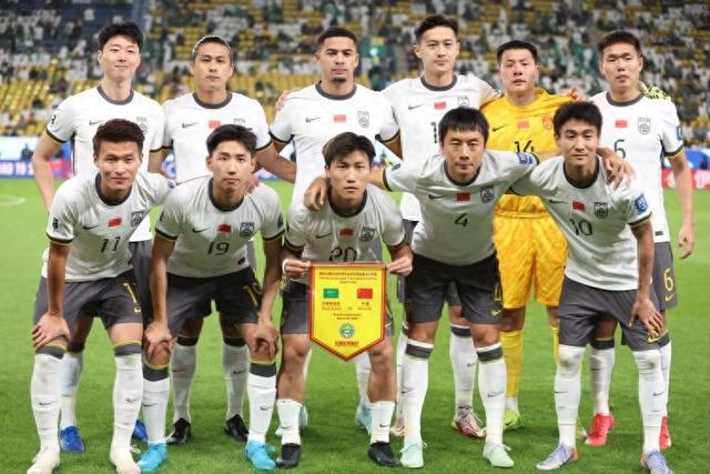 近10年新低！FIFA排名更新：國足跌至世界第94位，亞洲第14位