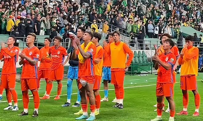 山東泰山VS申花：4大外援出擊 國足失意悍將坐鎮(zhèn)中場 畢津浩沖鋒