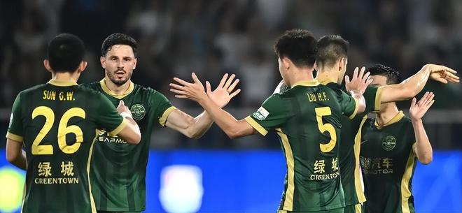 一場2：2驗出一位國腳真成色，真正大水貨，伊萬世預賽不能再用他