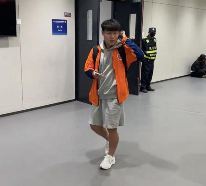 記者：海牛新星金永浩有望入選新一期U22國(guó)足 本賽季12場(chǎng)1球1助