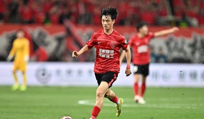 国足急需？29岁杨明洋拥3大优点！踢印尼或成主力+8号位理想人选