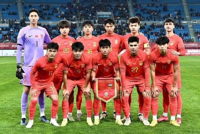 U22國足公布26人名單：向余望領銜！17歲紅星跳級入選 蒯紀聞無緣