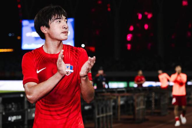 今晚报：U22国足阵容“大中小三结合” 优秀青年队员上升通道拓宽