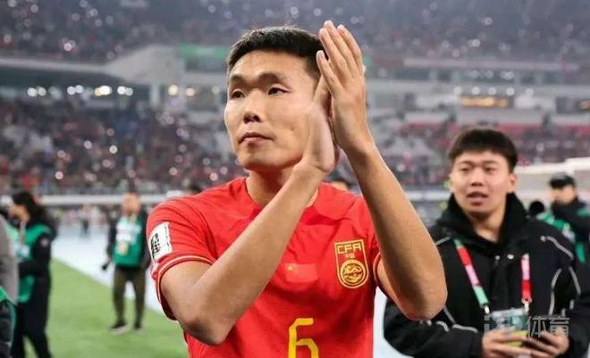 拒绝变阵！国足生死战沿用菱形中场 王上源出任单后腰