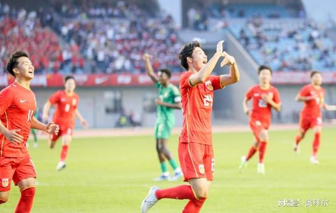 U16國足無緣兩連勝！萬項處子球，2天后沖首冠，決戰(zhàn)澳大利亞
