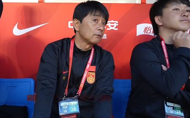 U16国足巨大失误！李祈福被队友“戏耍”，6战从未零封