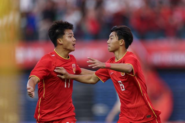 U16国足夺冠别狂喜！媒体人热议：或成转折点，一种打法走不远