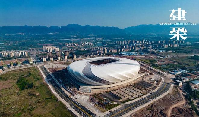 中国男足18强赛最后一战：重庆龙兴足球场