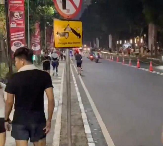 馬德興：國足駐地雖離場地不遠(yuǎn)，但大巴繞來繞去要半個(gè)多小時(shí)