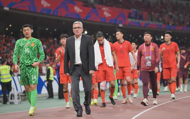 生死战vs19人归化印尼，国足明晚没有退路！