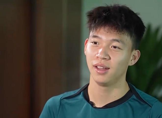 王鈺棟談留洋：去歐洲踢球沒那么簡單，把中超踢透了再出去