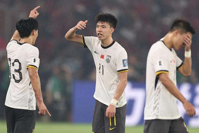 杨泽翔送点，国足败走雅加达，提前无缘美加墨世界杯
