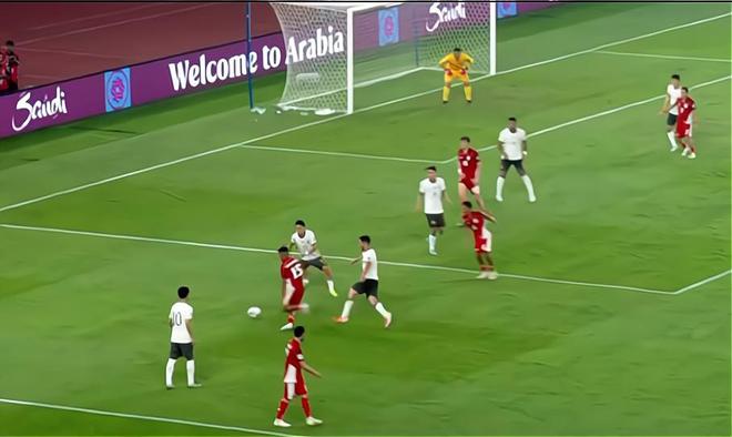 又輸0-1，中國隊無緣2026世界杯，印尼隊爆發1球，67年首勝誕生