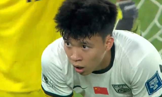 王钰栋遇神扑，塞鸟无用功！国足0-1无缘世界杯，伊万下课倒计时