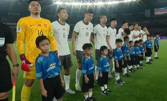 国足0-1印尼，球员赛后评分：王钰栋MVP！5人获7分！9人不及格！