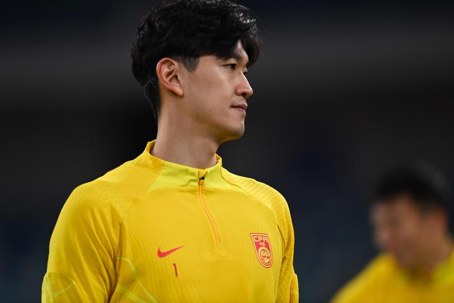 北青：国足更新换代刻不容缓，大概率以年轻球员为班底出征东亚杯