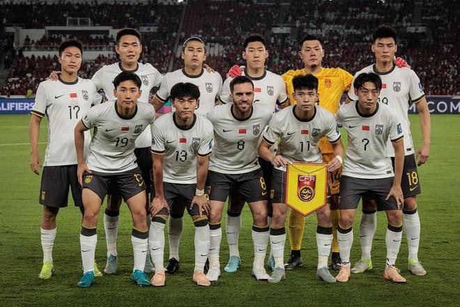 国足补招2人踢荣誉战：27岁侯永永或迎首秀！英博9场1球前锋驰援