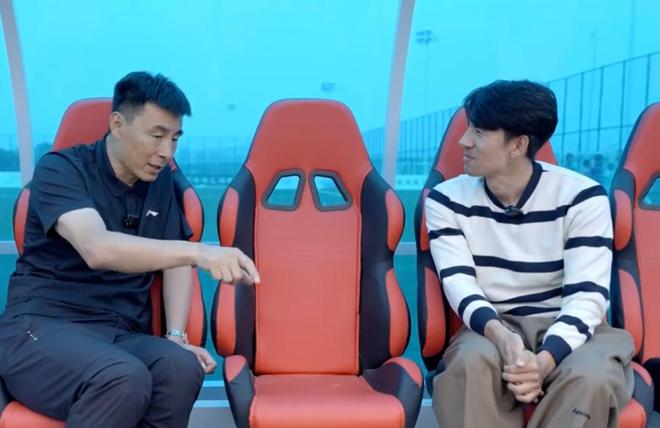 李瑋鋒：國足應(yīng)做到該贏的球必須贏，門將沒做好更新?lián)Q代